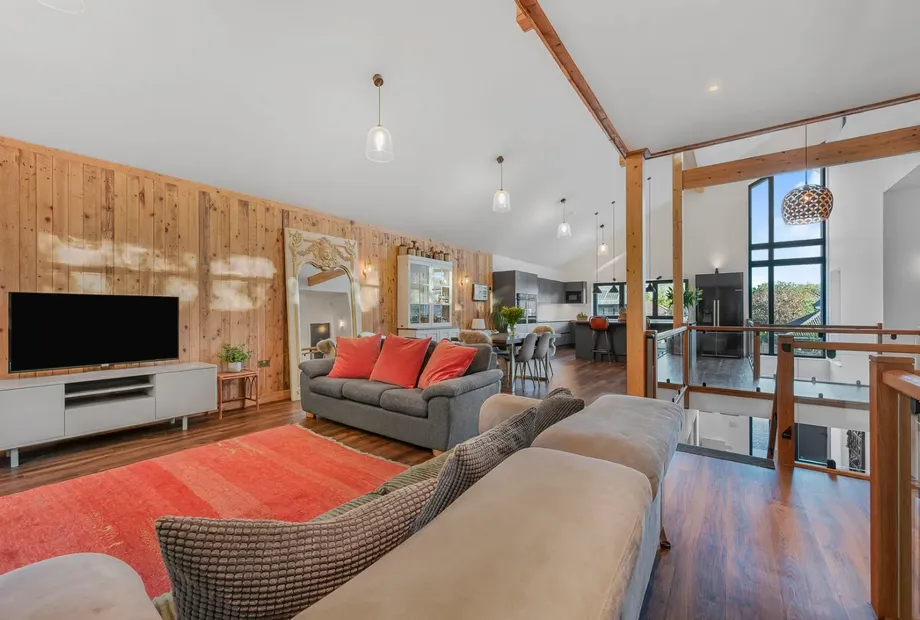 Haven Place, Park Street Lane, Park Street, St. Albans, AL2 - Sandfords