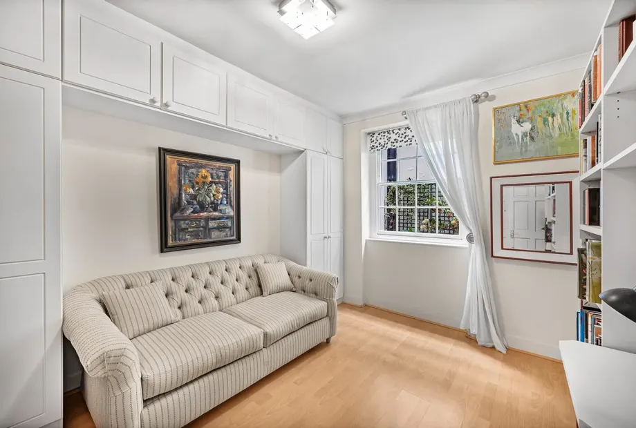 Upper Montagu Street, Marylebone, London, W1H - Sandfords