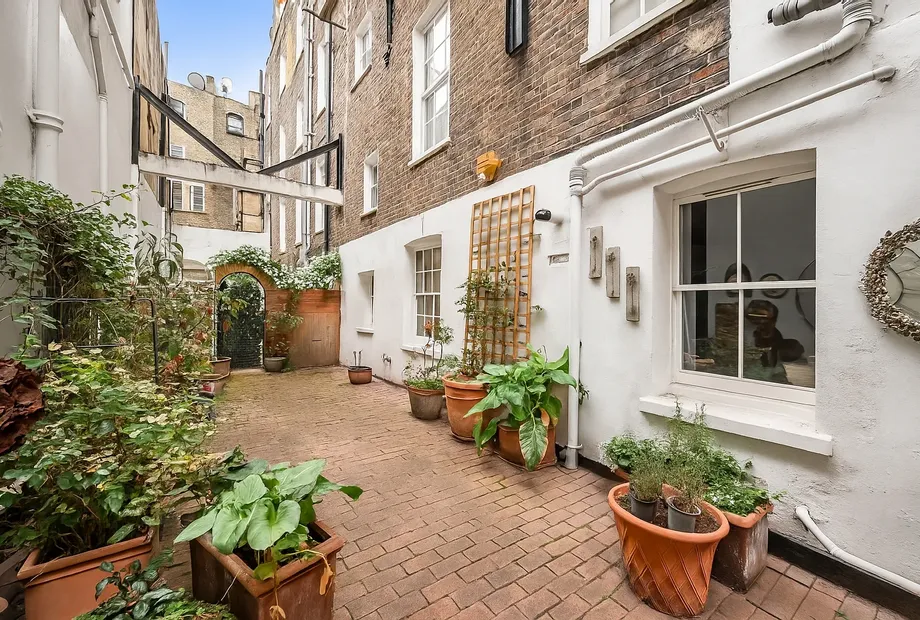 Upper Montagu Street, Marylebone, London, W1H - Sandfords