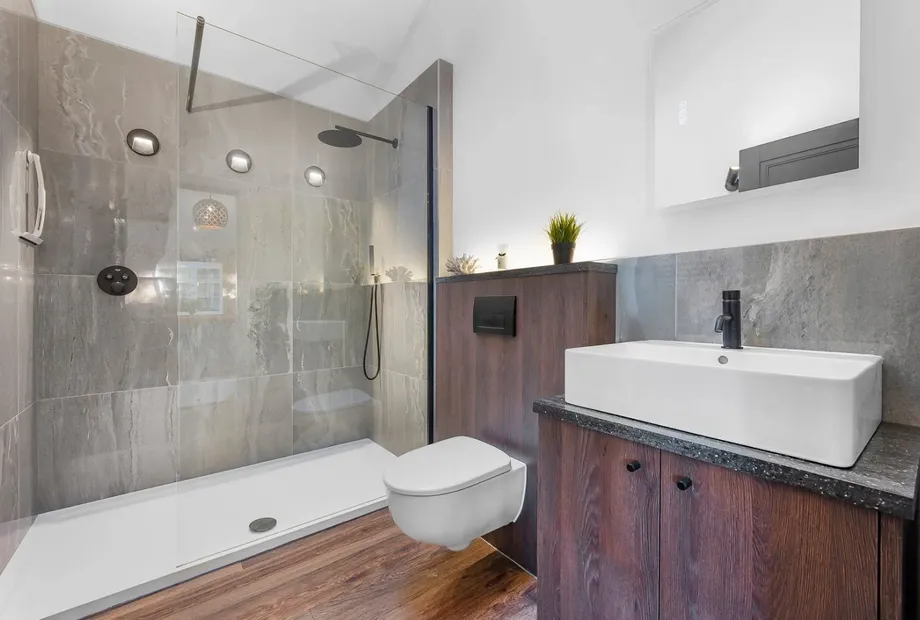 Haven Place, Park Street Lane, Park Street, St. Albans, AL2 - Sandfords