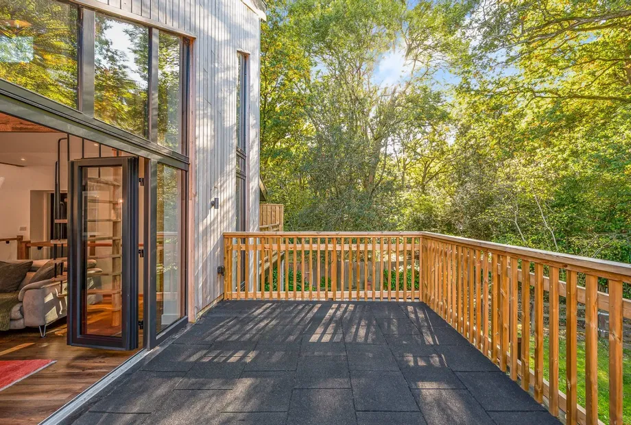 Haven Place, Park Street Lane, Park Street, St. Albans, AL2 - Sandfords