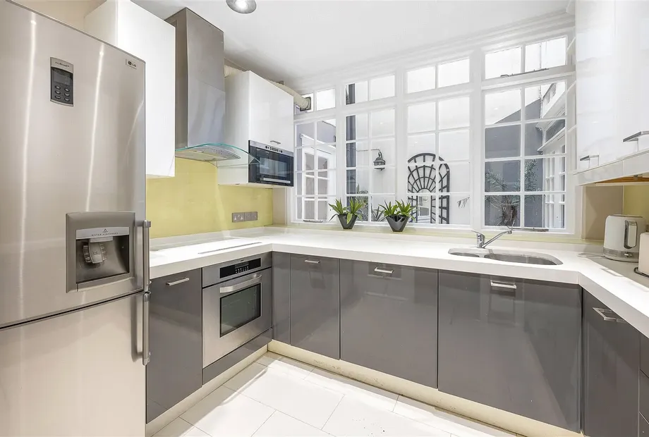 Lancaster Gate, London, W2 - Sandfords