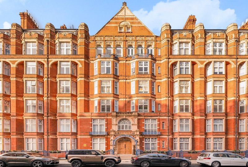 Bickenhall Mansions, Bickenhall Street, Marylebone, London, W1U - Sandfords