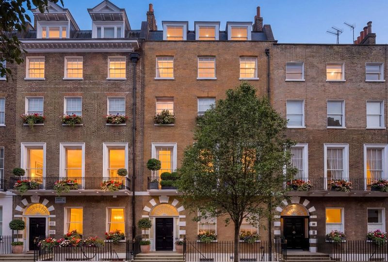 Harley Street, Marylebone, London, W1G - Sandfords